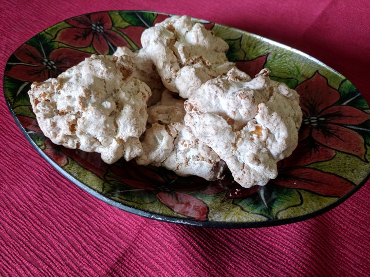 IMG_20171206_115518-Coconut, cornflake and meringue cookies