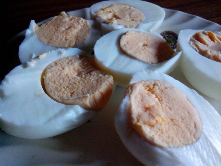 IMG_20160112_163841-Halved boiled eggs