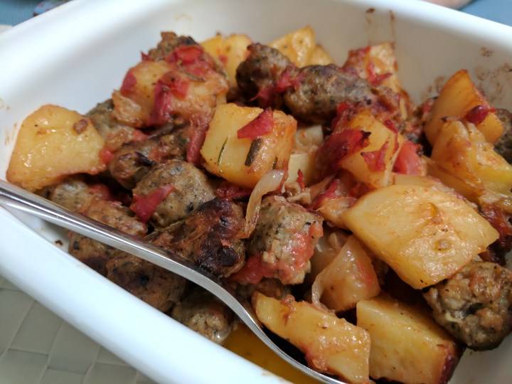 IMG_20170422_140812-Sausages with onion and potato