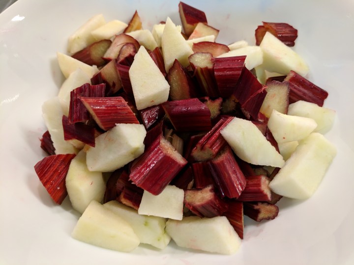 img_20190118_114019-rhubarb and apple
