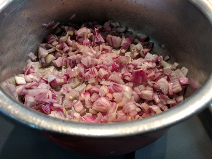 img_20190128_123929-red shallots-cooking