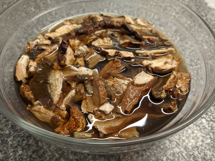 IMG_20191014_125454-Dried porcini mushrooms soaking