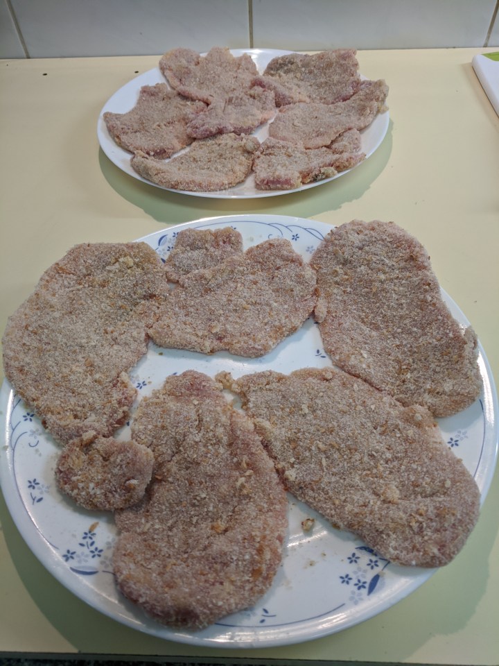 IMG_20200131_104138-Pork fillet schnitzels breaded.jpg