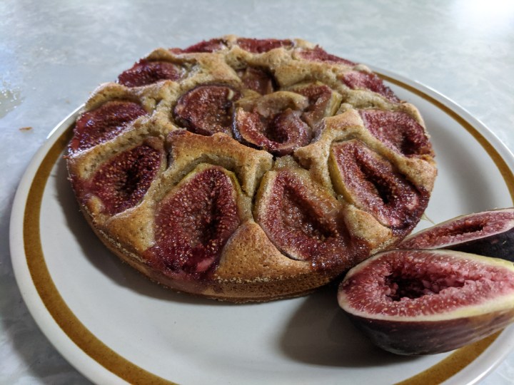 IMG_20200322_163750Fig and Almond cake5
