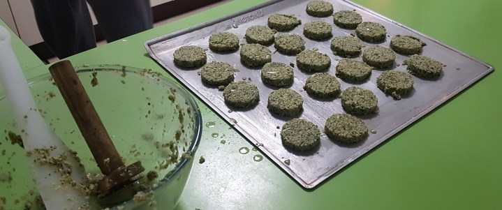 Falafel on the tray2-2020-04-09